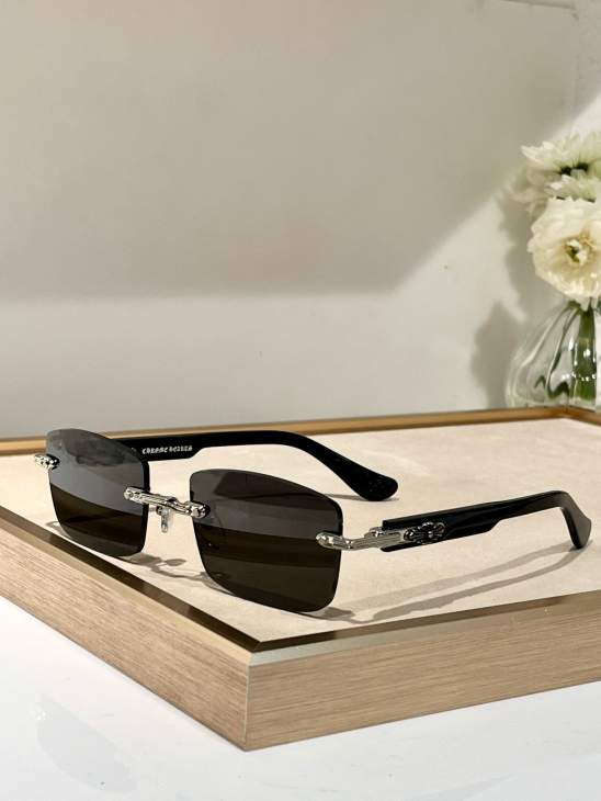Picture of Chrome Hearts Sunglasses _SKUfw76325158fw